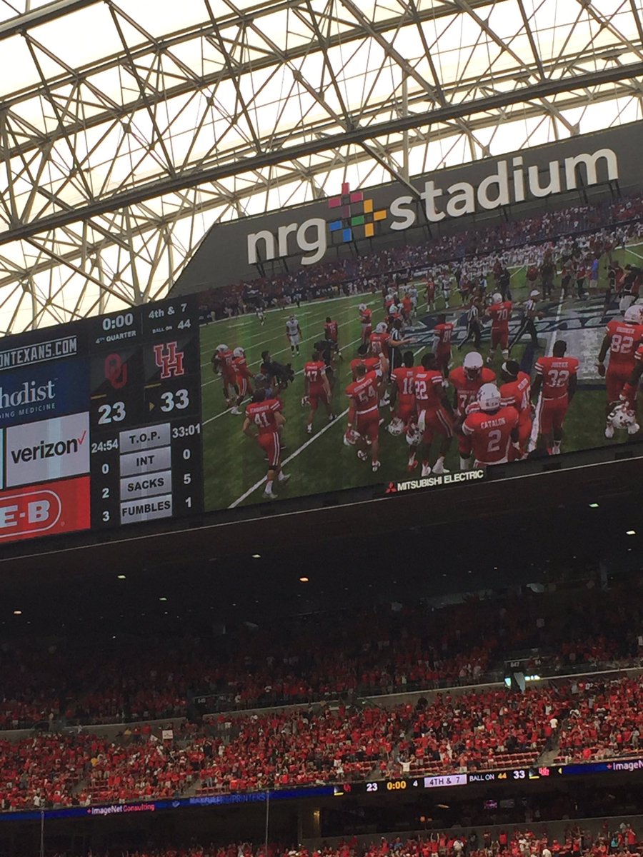 GaryNUpchurch's tweet image. NRG #notrealgood for #sooners. True fan stayed entire game