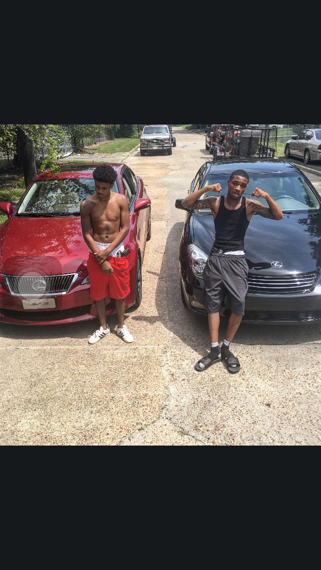 __RichForever's tweet photo. All my niggas pullin up foreign you kno dumb #BF$ https://t.co/O3GmPX6omv