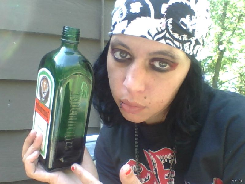 Bloody_Queen303's tweet photo. sad day...my jager is almost gone... #willgetmore... #LSP #LLC #SnuffCrew @SCUM412 @localclowncrew @DonnieMenace https://t.co/D4gNHQnXM2