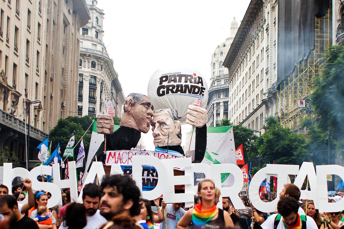 allkindsofhuman's tweet image. La Grieta: en Español. Fotos y texto de @jessica.pons. vs.co/hLo1YG