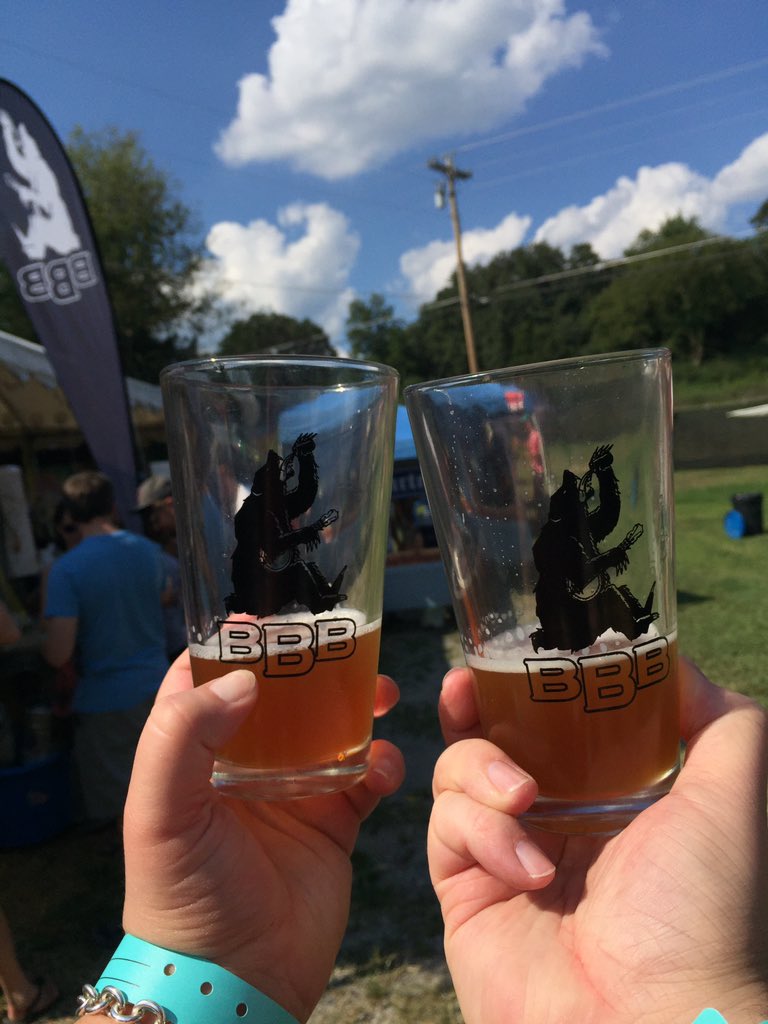 The1stBrewnette's tweet photo. homebrew festival = where it's at #OcoeeFest https://t.co/2dMNcF81ZL