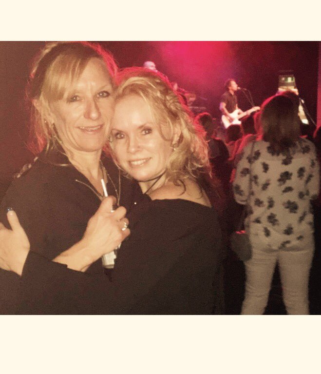 KManray's tweet photo. #awesomenight @1927Music https://t.co/gGBDCWyips