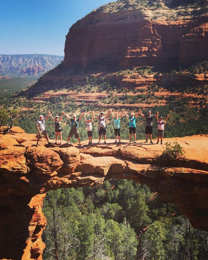 thisamericanfox's tweet photo. My favorite trip from this summer. Mueller's take Sedona. This is #DevilsArch. #sedona #az⦠https://t.co/7Rn2fICPou https://t.co/w62dMmvdQp