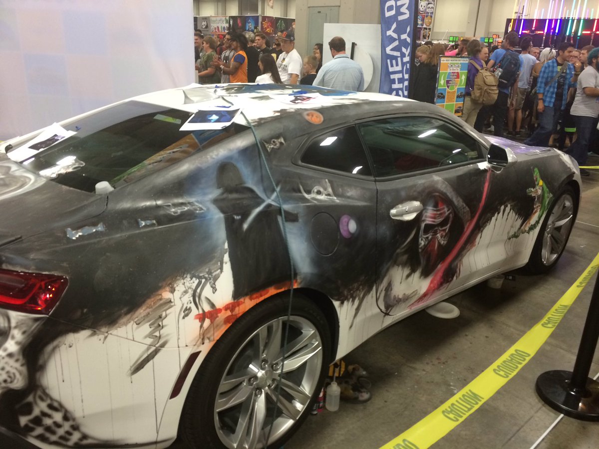 gooseaboutit's tweet photo. Just 30 minutes till @PhantasyRealms paints the rest of the Chevy with Rob Prior at #SLCC16 #booth1005 #buy2get4 https://t.co/Ss1tV4zLm8