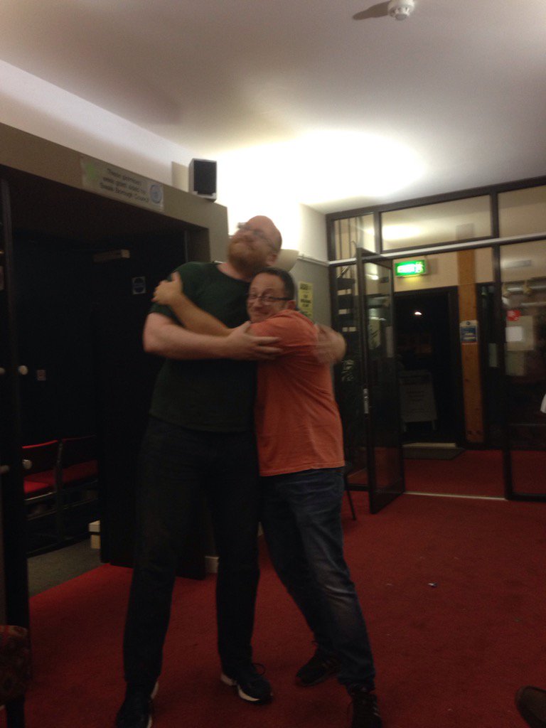 Smål Bar tweet media