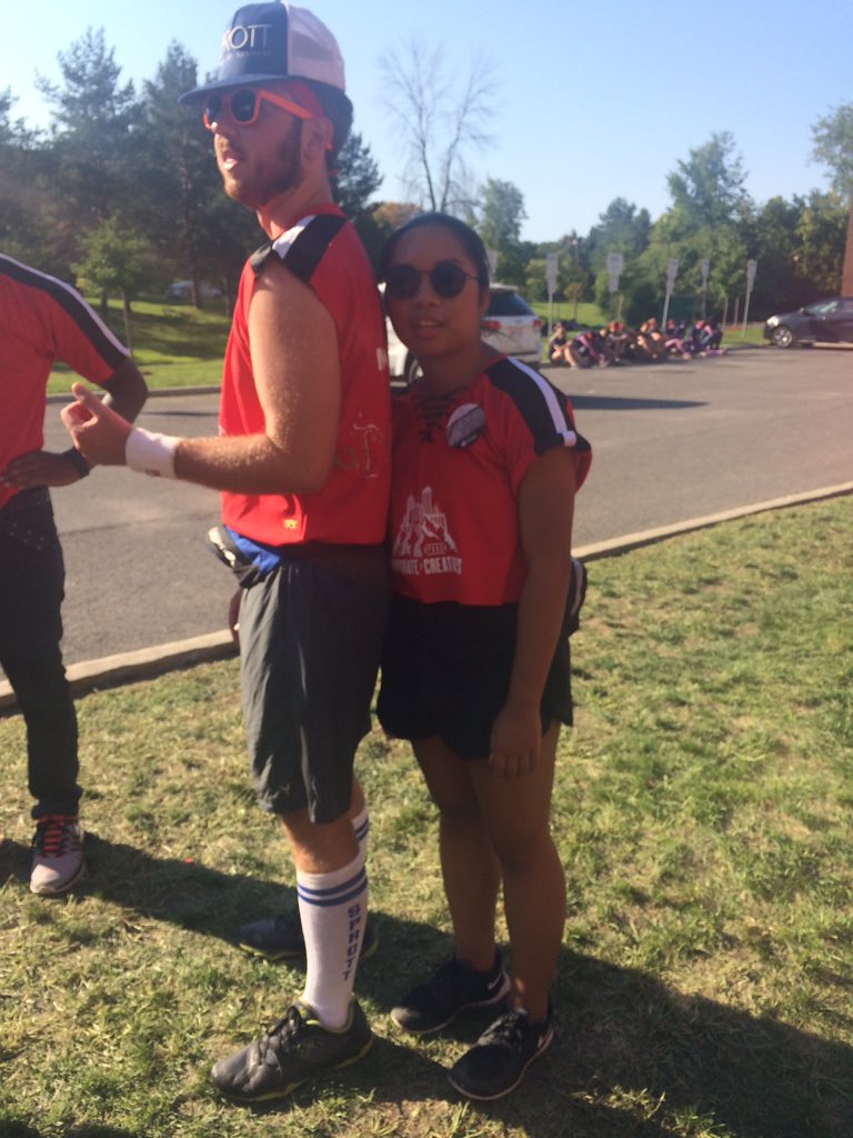FinPhoenixes's tweet photo. #findingshade at #CUOnMountOlympus #MoveInDay 1 ๐ @sprosh @CarletonSEO #shortpeopleproblems https://t.co/IID7RKUi0c