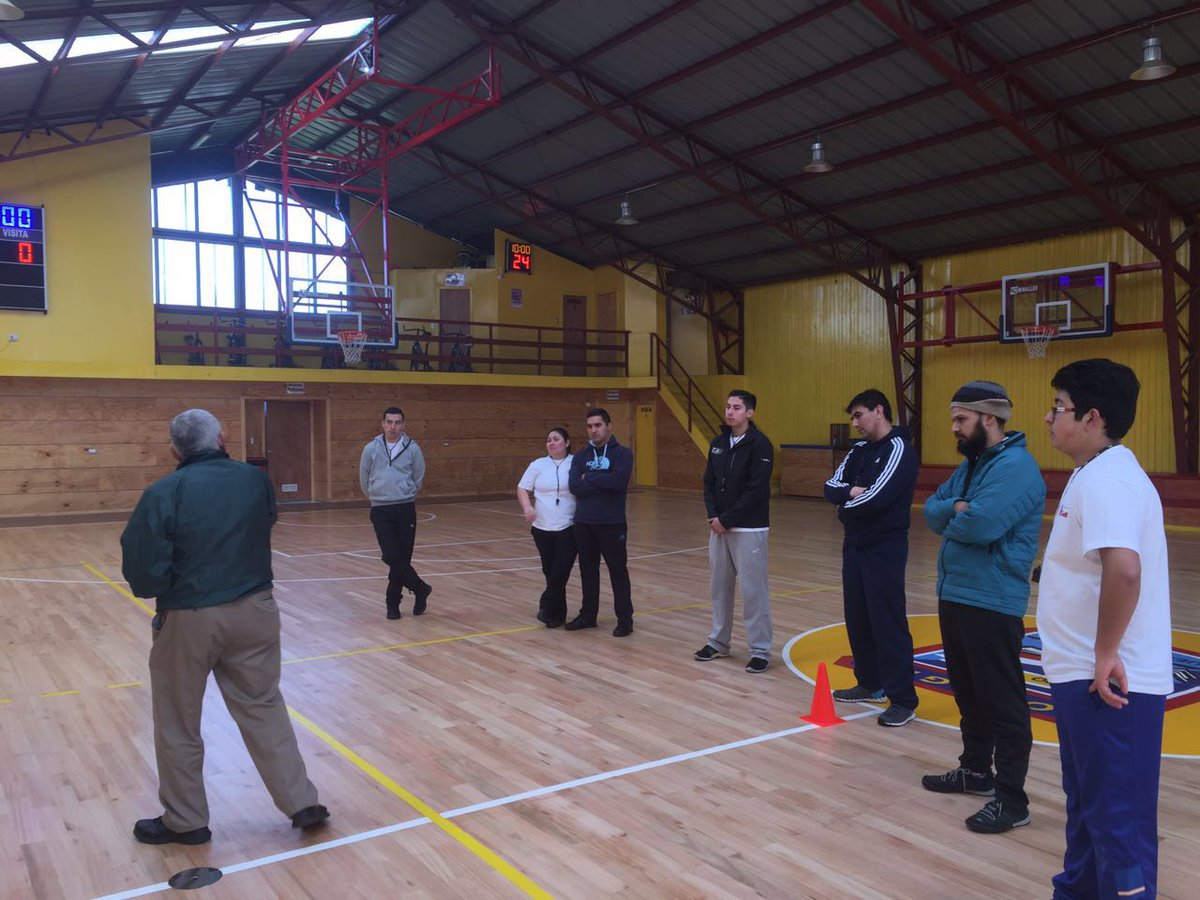 ENABOFEBACHILE's tweet photo. #CursoÁrbitros #PuertoMontt2016 @FebaChile @MindepLosLagos @femisur @dempuertomontt https://t.co/pZhFymHMJS