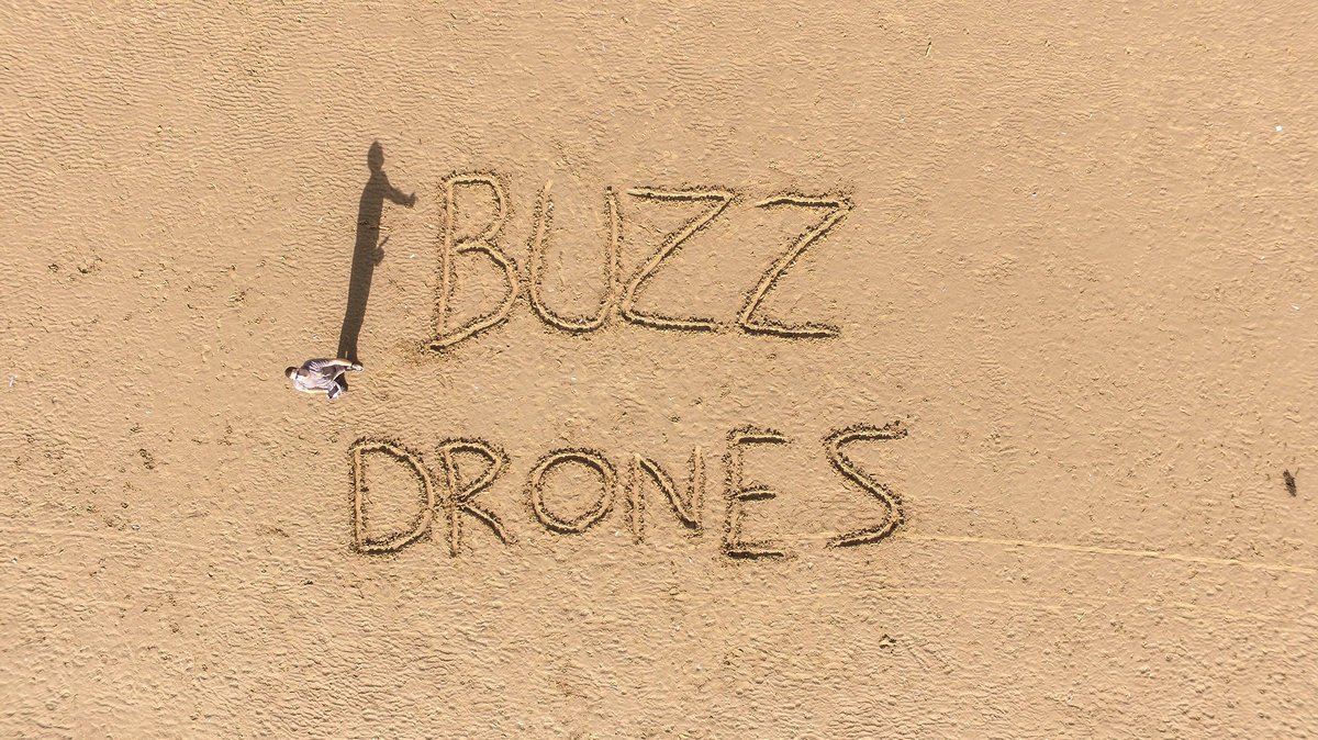 Taking selfies to new heights! @LancashireList <a href="/RTBlackpool/">Blackpool Retweet 🏖</a> <a href="/lythamstannesRT/">Lytham St. Annes RT 🏖</a> <a href="/LythamLiving/">Lytham St Annes</a> <a href="/stanneshour/">#StAnnesHour</a>