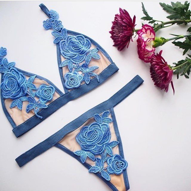 The breathtaking Afina Set from @with_love_lilly