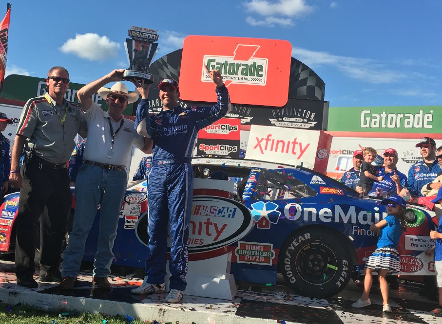 XfinityRacing's tweet photo. RT for your chance to WIN signed @Elliott_Sadler hat! #VLSweepstakes NoPurNec Ends 9/4 Rules https://t.co/0gZwczG9NH https://t.co/lUtSNvjge2