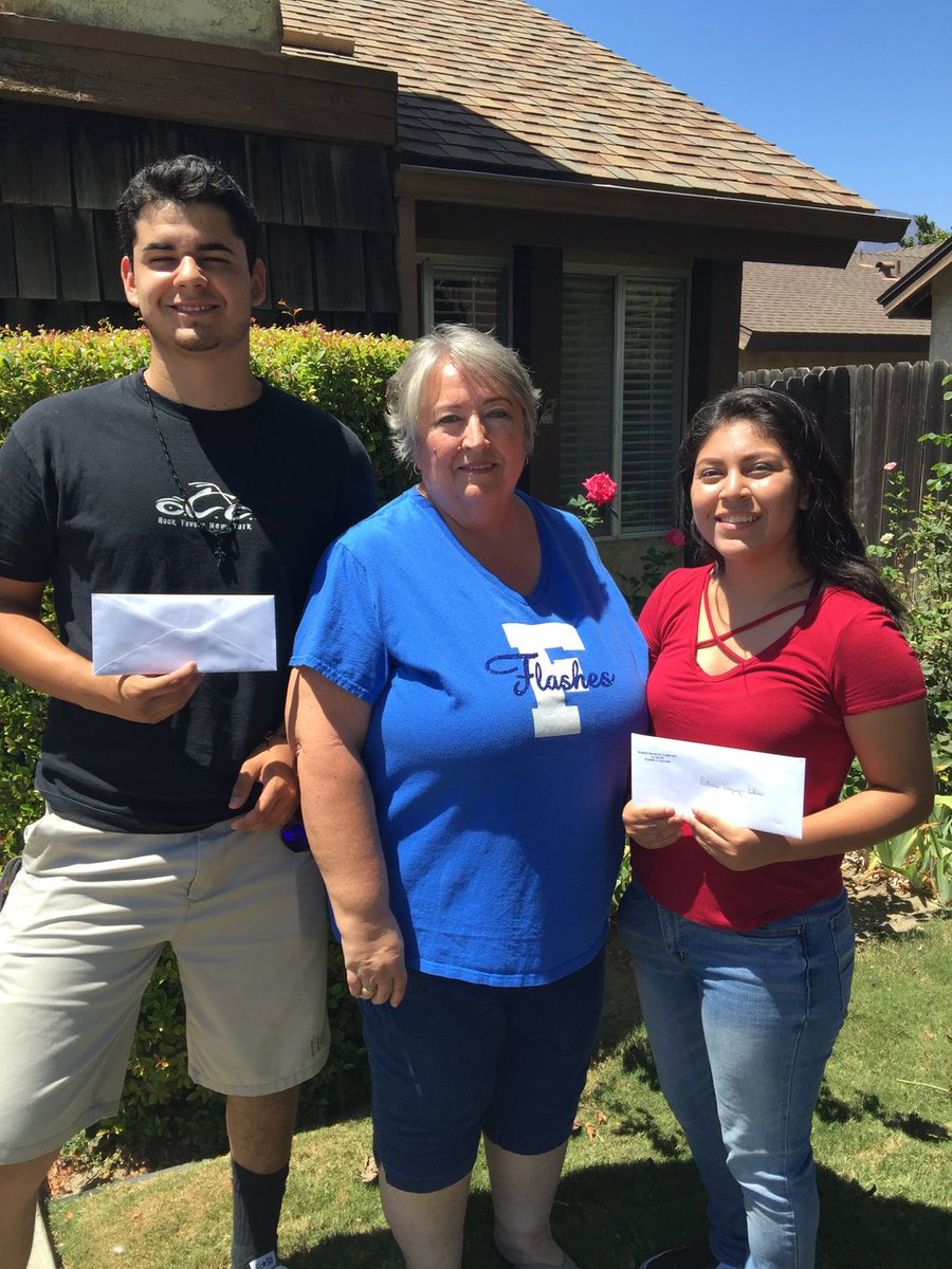 FHSAlumAssoc's tweet photo. FHS Alumni Association Awards Additional $20,000 in Scholarships https://t.co/cc99CCTqST https://t.co/HRVzEtyBXZ