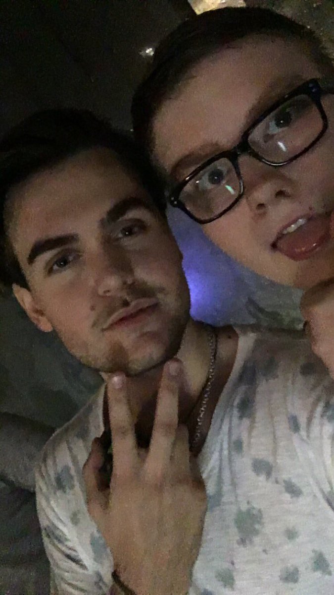 Shoenathan's tweet photo. @PottishHS  kärlek till denna legend❤️❤️❤️❤️ https://t.co/JyR1EcuXok