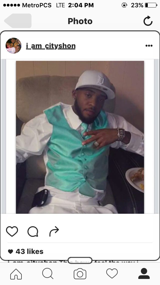 CittyShon's tweet image. Boss up or stay down