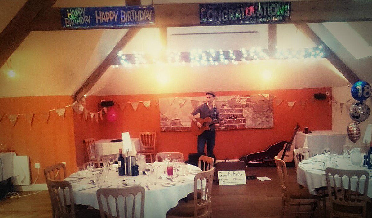Quick sound check before a private party in Cuckfield #keepitacoustic
