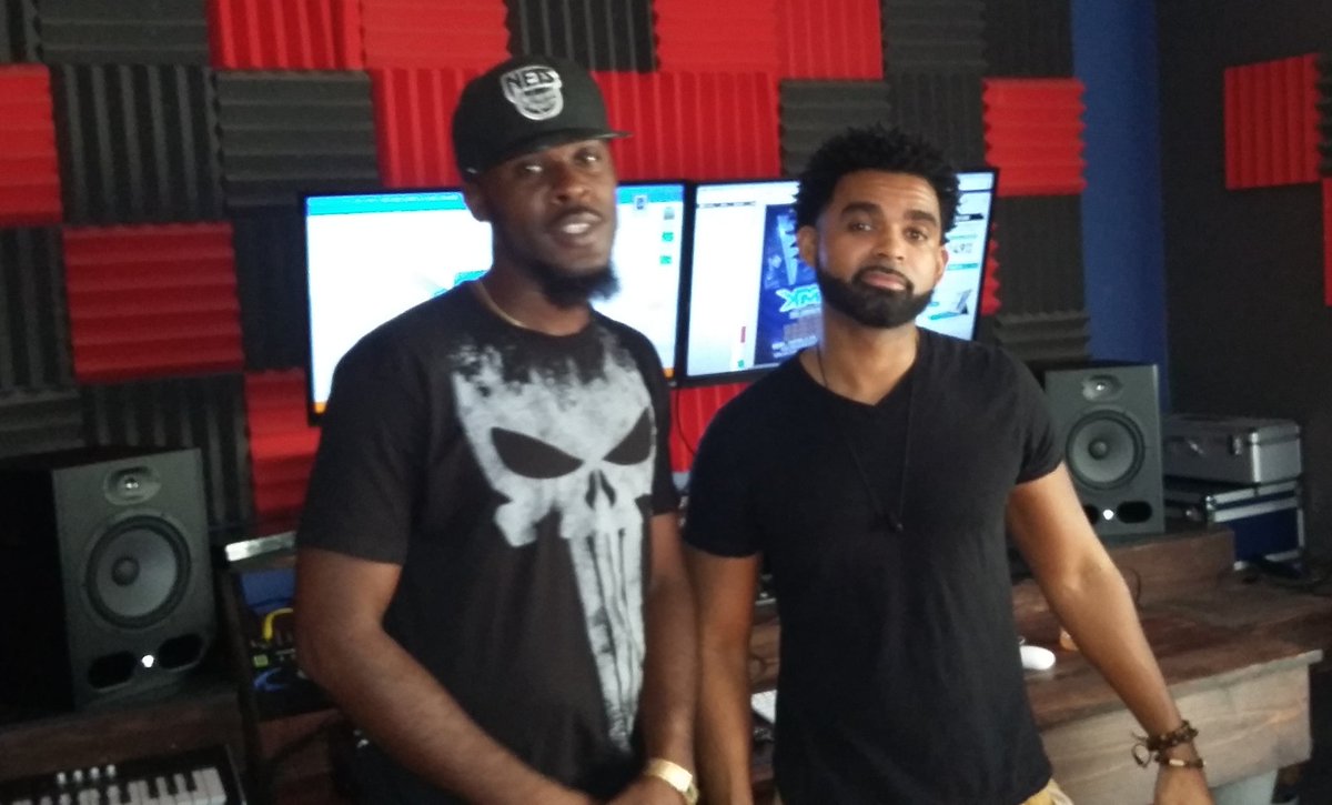 dondilla1207's tweet photo. Cooking up something real nice. Recording at Custom Sounds Studios with  Pluid https://t.co/H7DyVLtzP6