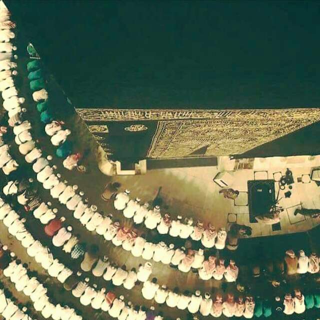 123REEM9's tweet photo. الله اكبر عدد من نوى الحج و أتى
عدد من كبّر في بيتك و صلى
عدد من ضمّ يدهُ و دعى🍃
#عشر_ذي_الحجة 
#احييوا_سنة_التكبير https://t.co/jCtQByNcBY