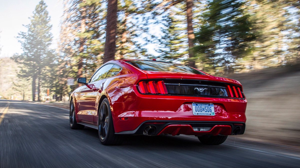 Cardecisions's tweet image. Ford Showdown:
Is the new, high-tech RS better?
Or does the pony car take the crown?