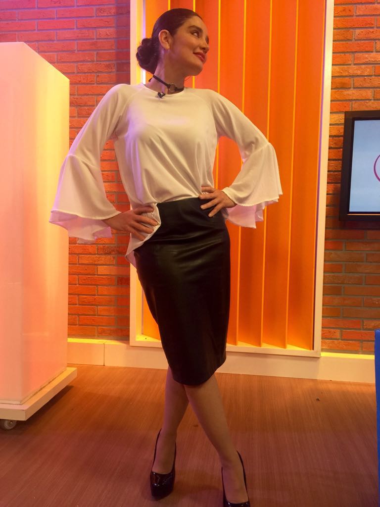 NaftuAndre's tweet photo. @DUALUNA_TW #Look @veronicavarano @CocotDufour @EmolanOficial https://t.co/J5FYGpfNCj