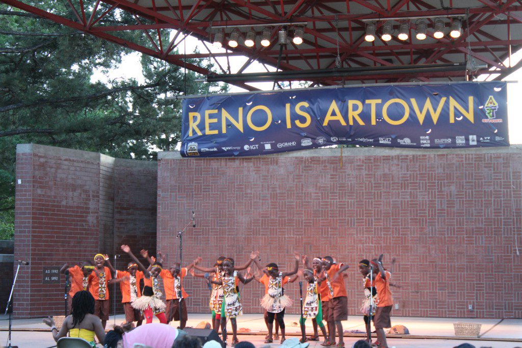 GemmaBeltran2's tweet photo. Reno Art Town 2016 https://t.co/CMgIy0rvPo https://t.co/SXs7U0yv41