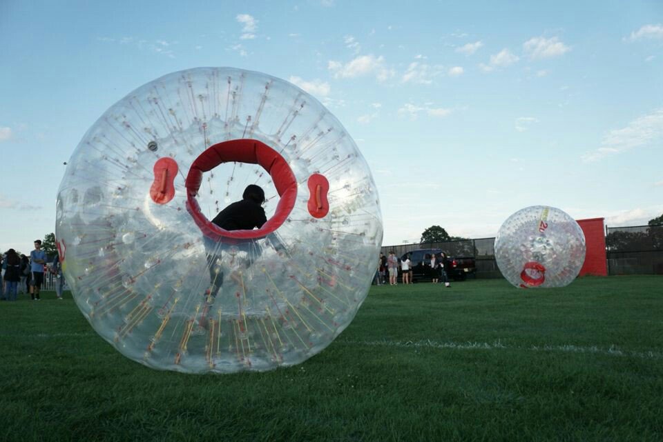 RutgersSA's tweet photo. Rollin' into the new semester like... #RUconvocation #RUcarnivale https://t.co/xEbA3ho6QD