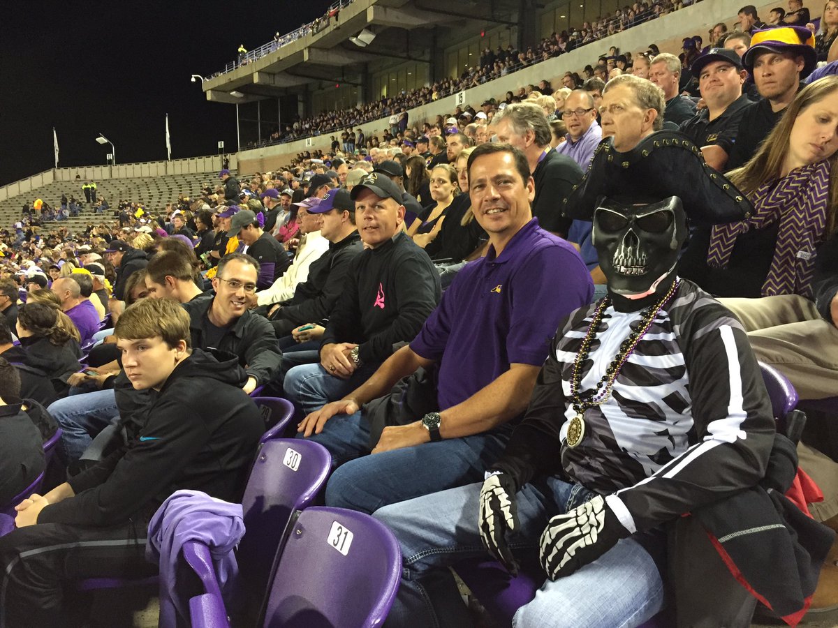 CooperChrist's tweet image. True Pirates!  ECUgameday
