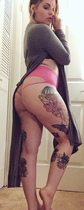 I'm ready to get on cam @chaturbate https://t.co/N4dLjDuy0Z come play and hang out with us, let's end<a class="tags" href="/tag/chaturbate">@chaturbate</a>