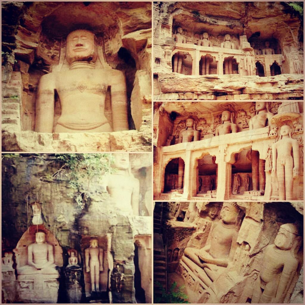 Gwalior_MP's tweet photo. Jain Statues Fort Gwalior https://t.co/scTcVi7M48