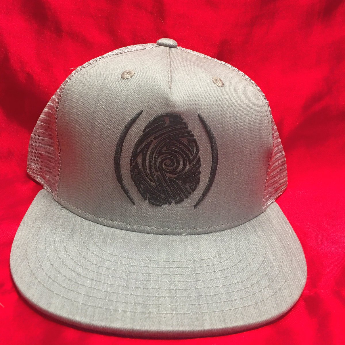 CodeR3d_Apparel's tweet photo. Grey Trucker Hat #grey #greyAndBlack #hat #snapBack #fashion #codeR3d #codeR3dApparel #summer #embroidery #LA https://t.co/MdPtpJx83k