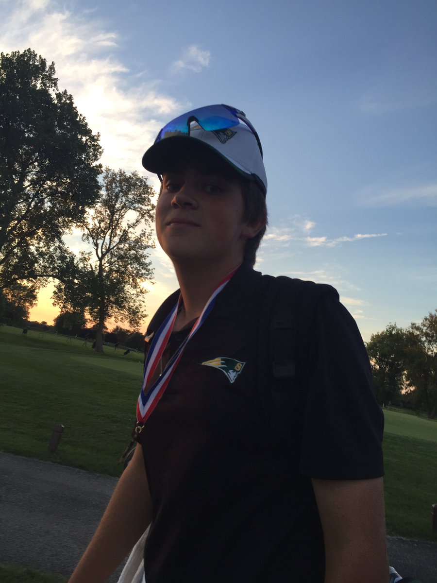 StevensonGolf1's tweet photo. Progression of Nooninator 7, "I'm so ecstatic I medaled. This round is for my love, the cart lady." #gopats https://t.co/4OlLUsJdrW