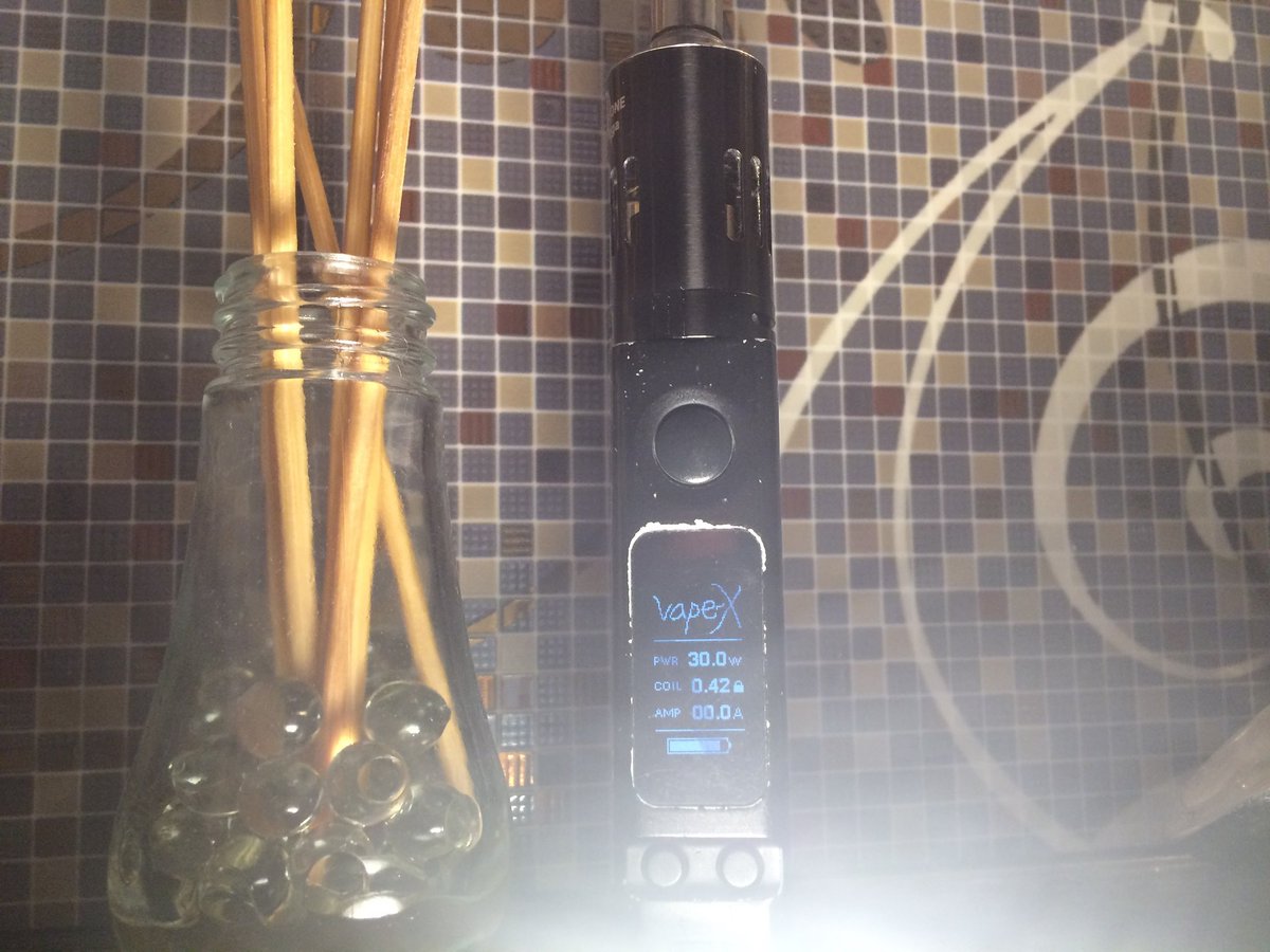 vape_X_'s tweet photo. Get the app. Available on iOs and Android! #vapeapp #vapefam #vapelife #vaping https://t.co/pwwAjNDde9