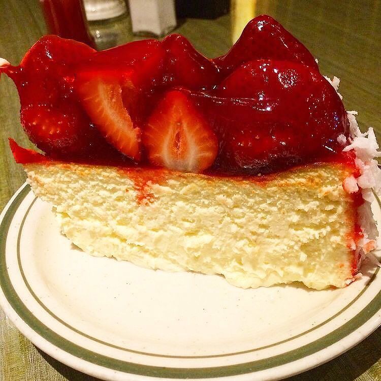 BobbyDoTube's tweet photo. I miss the strawberry #cheesecake with coconut trimming at the victory diner in #StatenIsl… https://t.co/4ik6cNsb8d https://t.co/Dn8TibY3s4