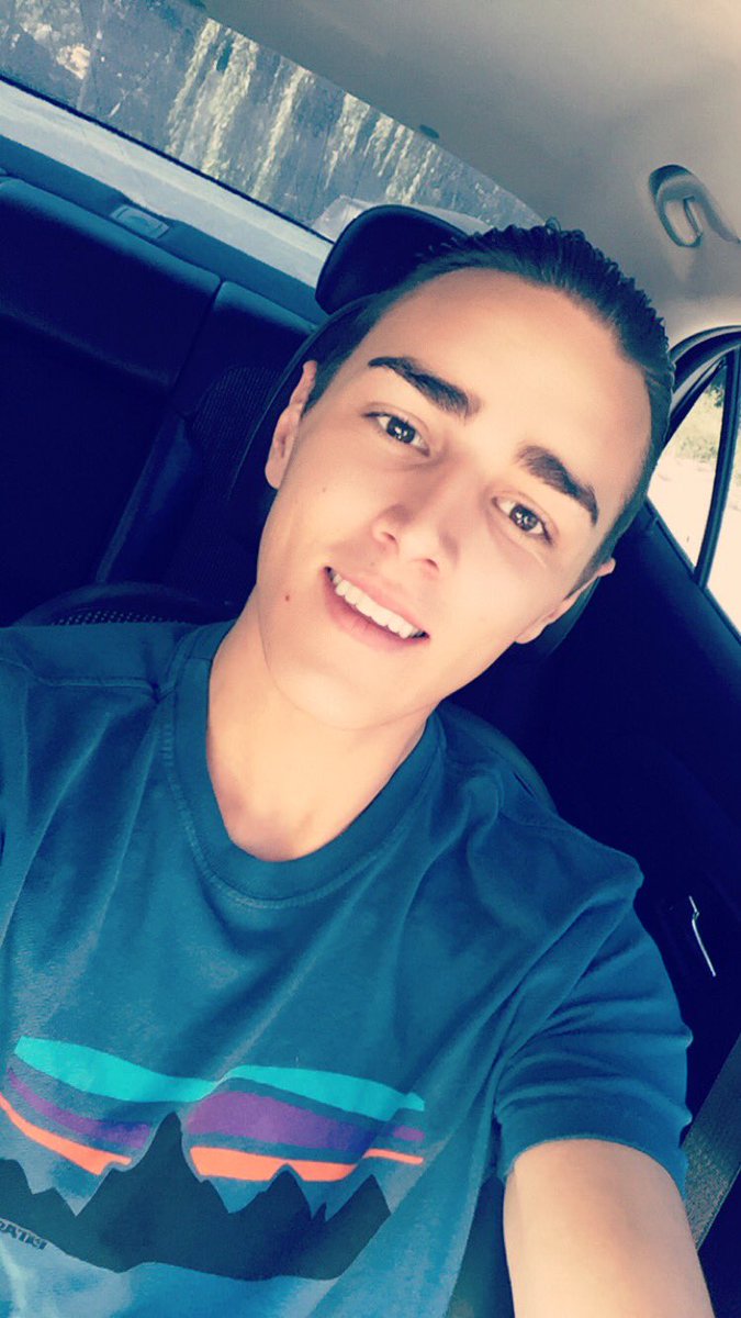 cainedille's tweet image. 