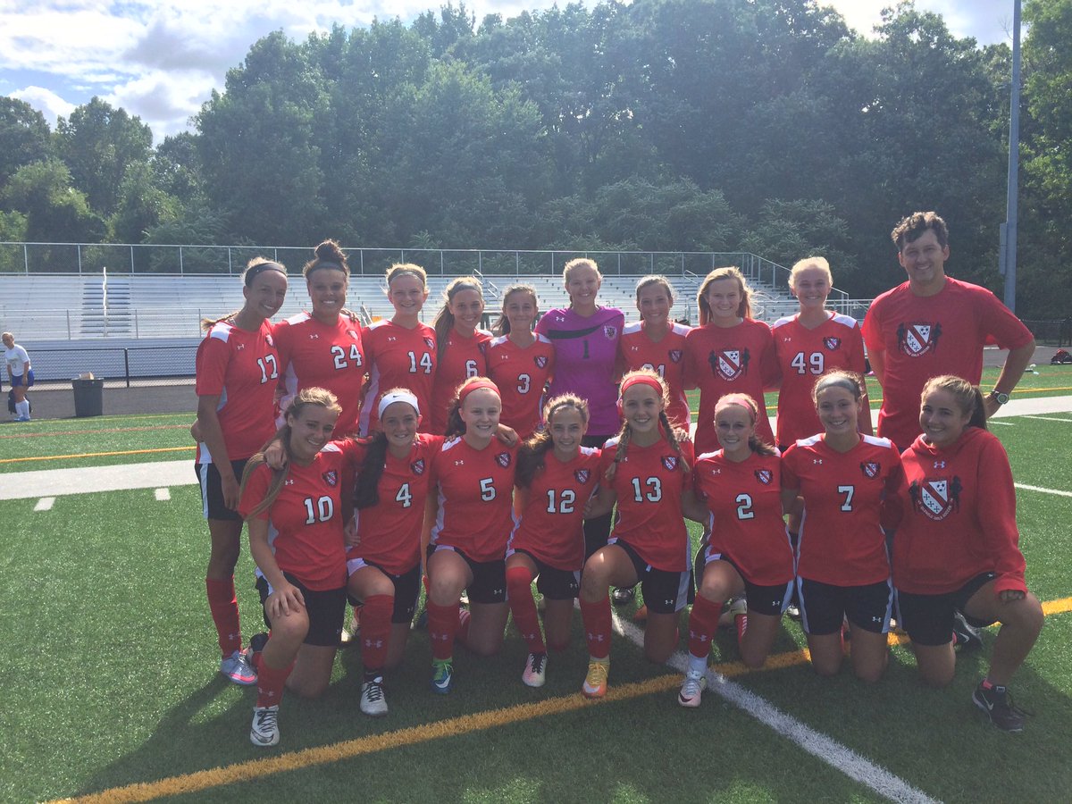MonicaDIppolito's tweet photo. 2-0 ✔️ #CrabPotInvite title ✔️ Productive Saturday 4 @GlenelgSports STORY: https://t.co/2II7NVzX5d #HoCoGirlsSoccer https://t.co/q8xrHSZ7FS