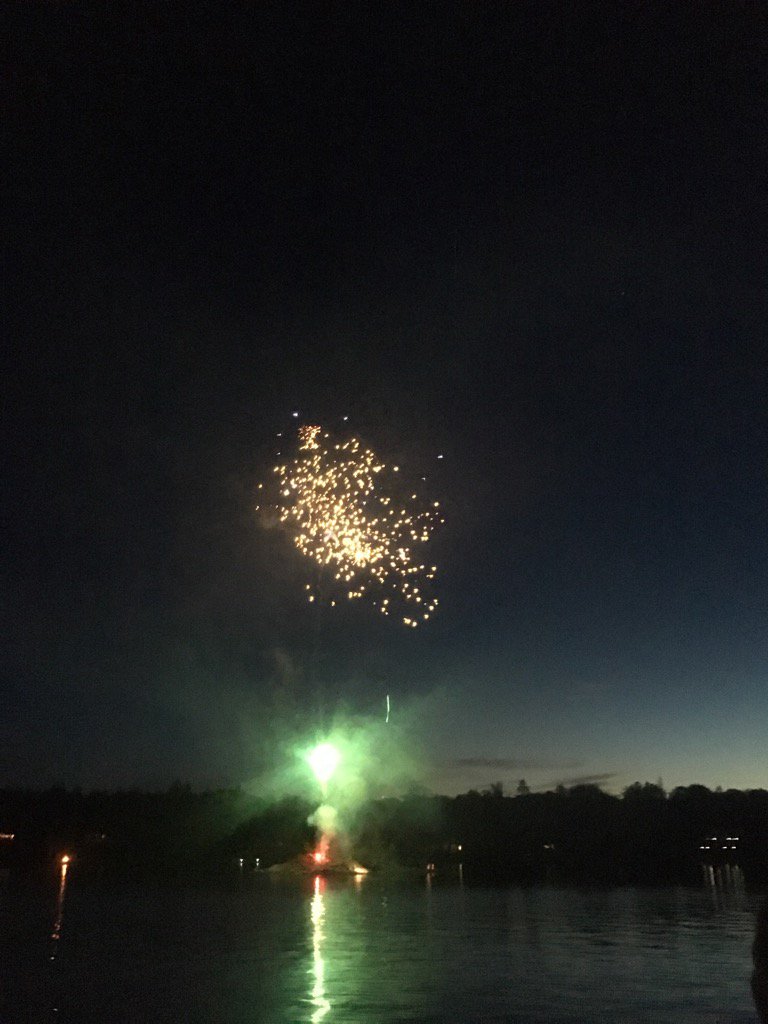 cockscomblake's tweet photo. Thanks so much Grabka's!!! Your generous fireworks display is always the highlight of the summer!!! https://t.co/rpkhB833f0