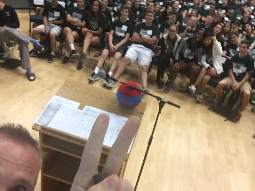 CTLittle12's tweet photo. School Meeting group selfie @NHSHuskies Husky Weekend 2016 "Better Together" #HuskyNation https://t.co/S65gZlQ81r