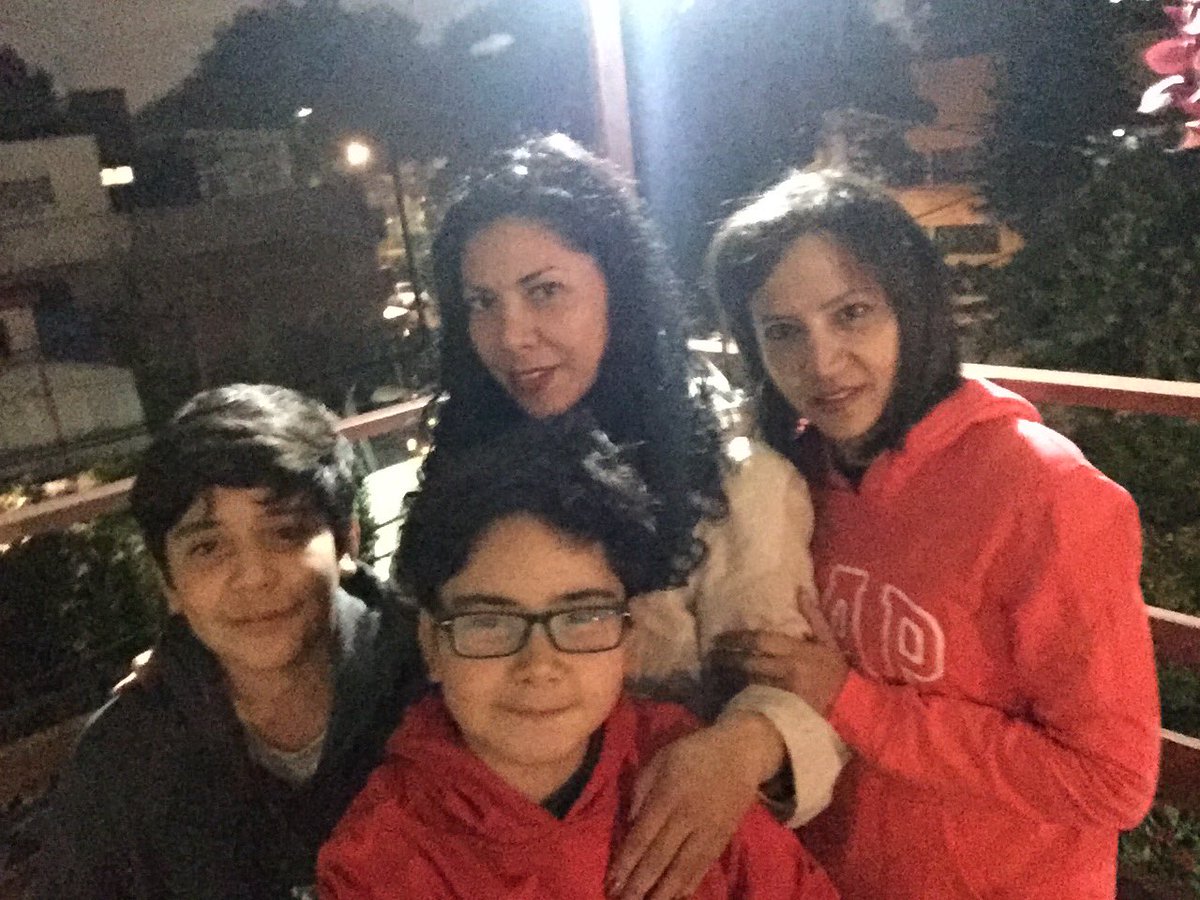 lorpepa's tweet photo. Linda noche!! https://t.co/9PZ5VeDHrZ