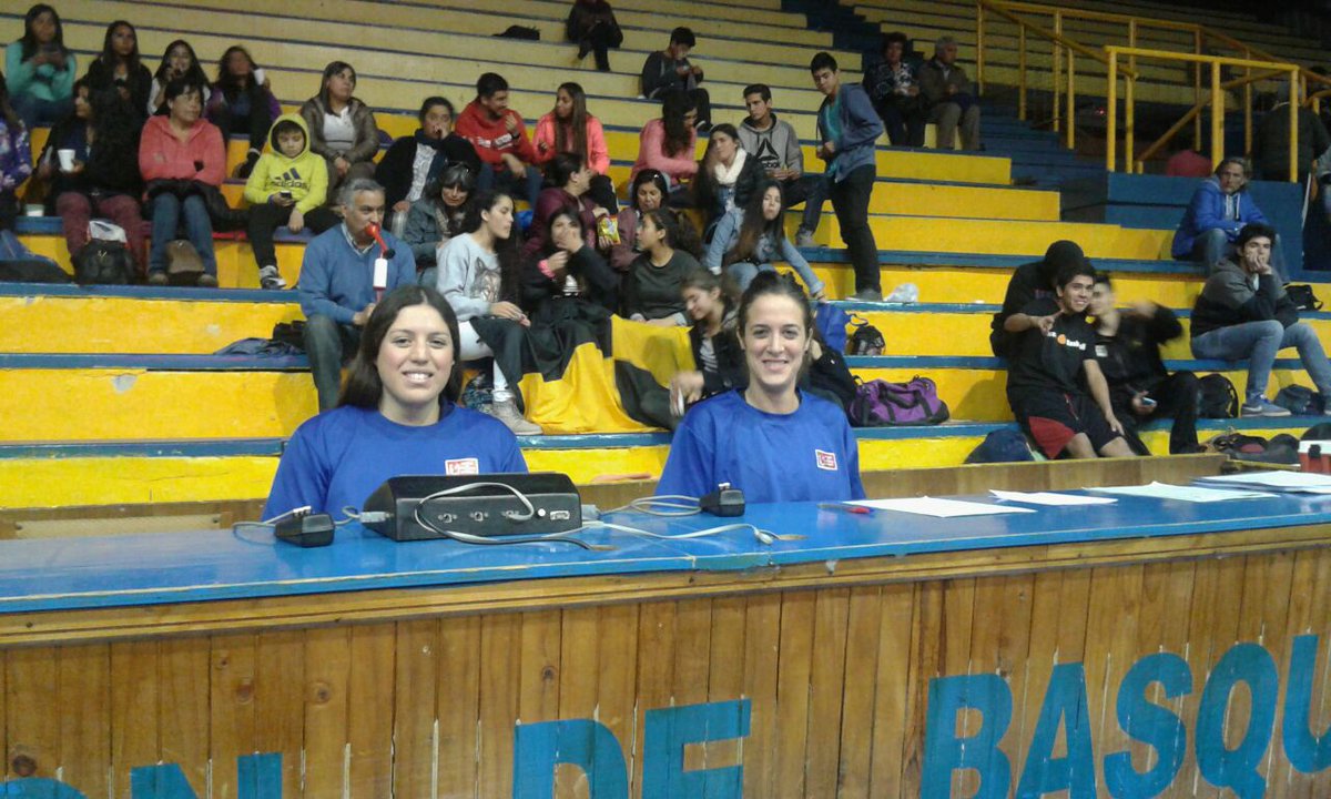ArbitrosAbls's tweet photo. Liga interregional basquetbol 4ta Región oficiales Claudia Vasquez junto a Eva Lozano La Serena vs Coquimbo https://t.co/LC8Hl8Lhw5