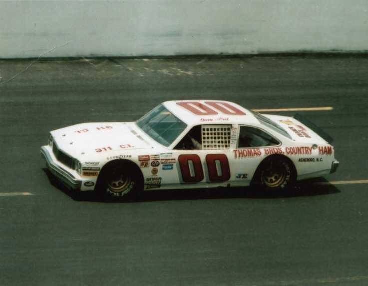 jonnyrover1's tweet photo. One of the classics of all time! @TheCathyBrown @AllWaltrip @TooToughToTame @markmartin #samard #NASCARThrowback https://t.co/TQSA7nKmpv