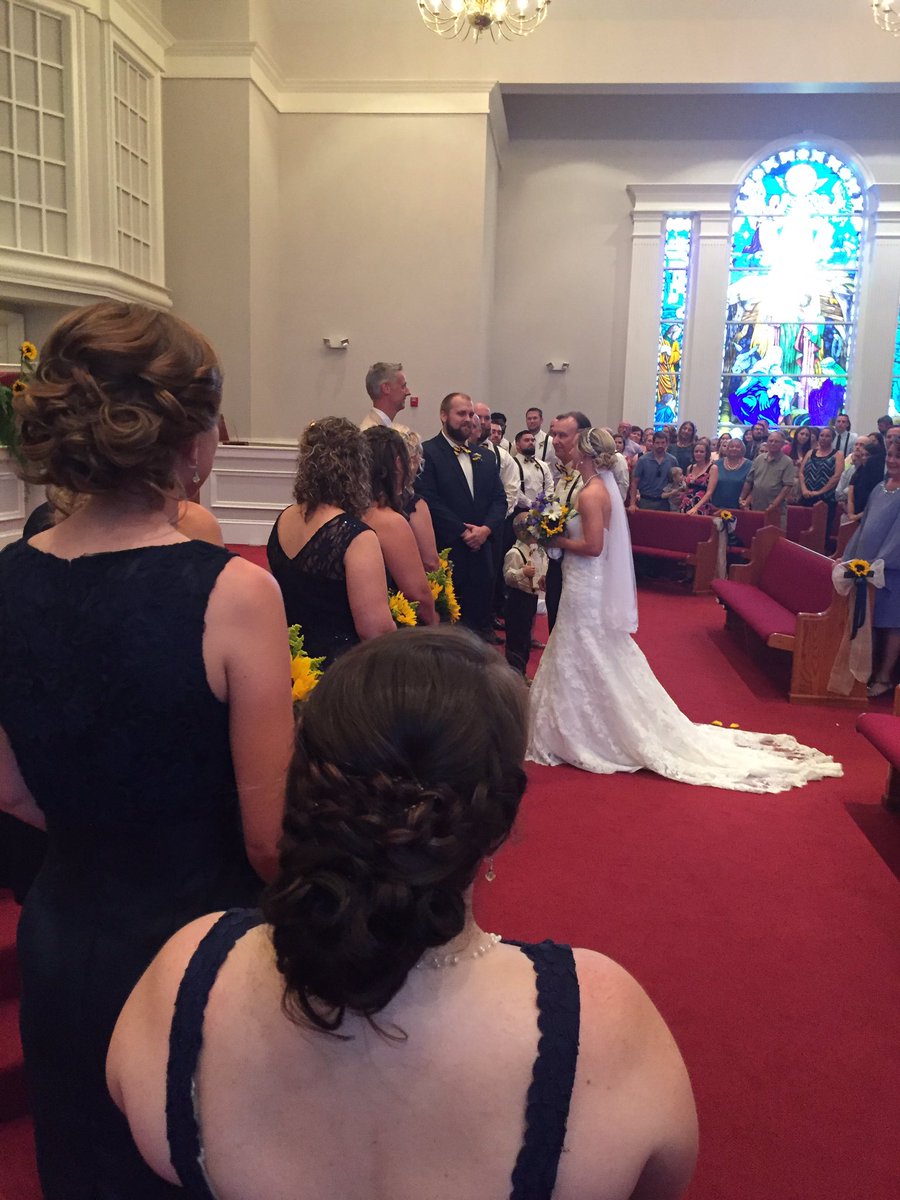 shannonkpowell1's tweet photo. Enjoyed celebrating today with my  sister-in-law @anyae as she married Chase.  What a blessing for their new family! https://t.co/yXi0sZ8JXW