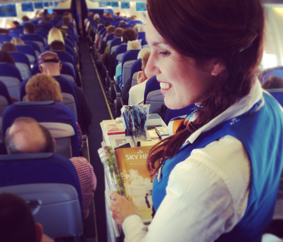 10 Best Tips for Shopping in the Air with <a href="/KLM/">KLM</a> - #travel #shopping #Cartagena #Colombia x.com/KLM/status/767…