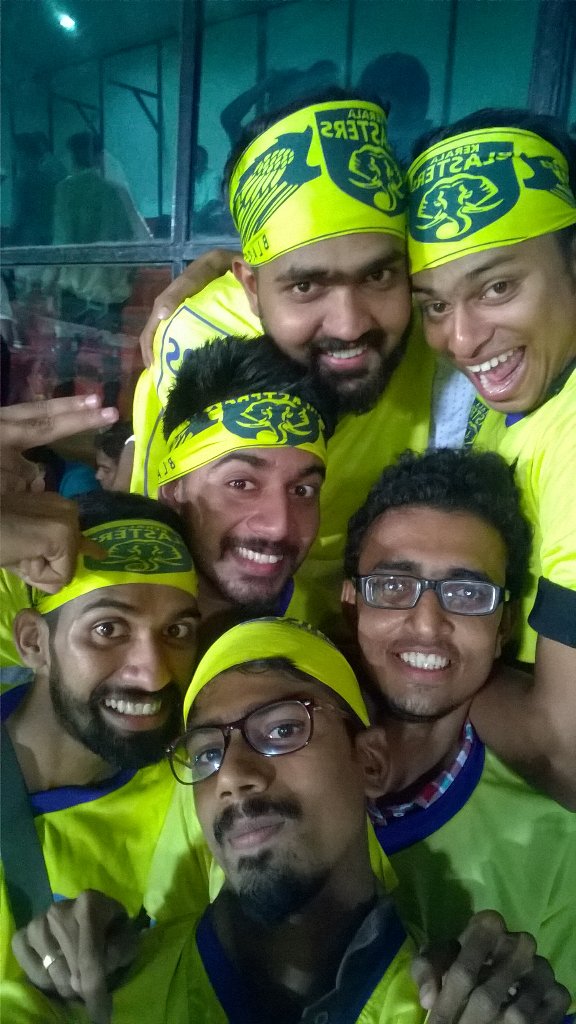 MridulmonKS's tweet photo. Can't wait for the @kbfcfansclub blast of @KBFCOfficial passionate @GrahamStack1 and fans r rdy @indiansuperbot #ISL https://t.co/vcxmyV4CaW