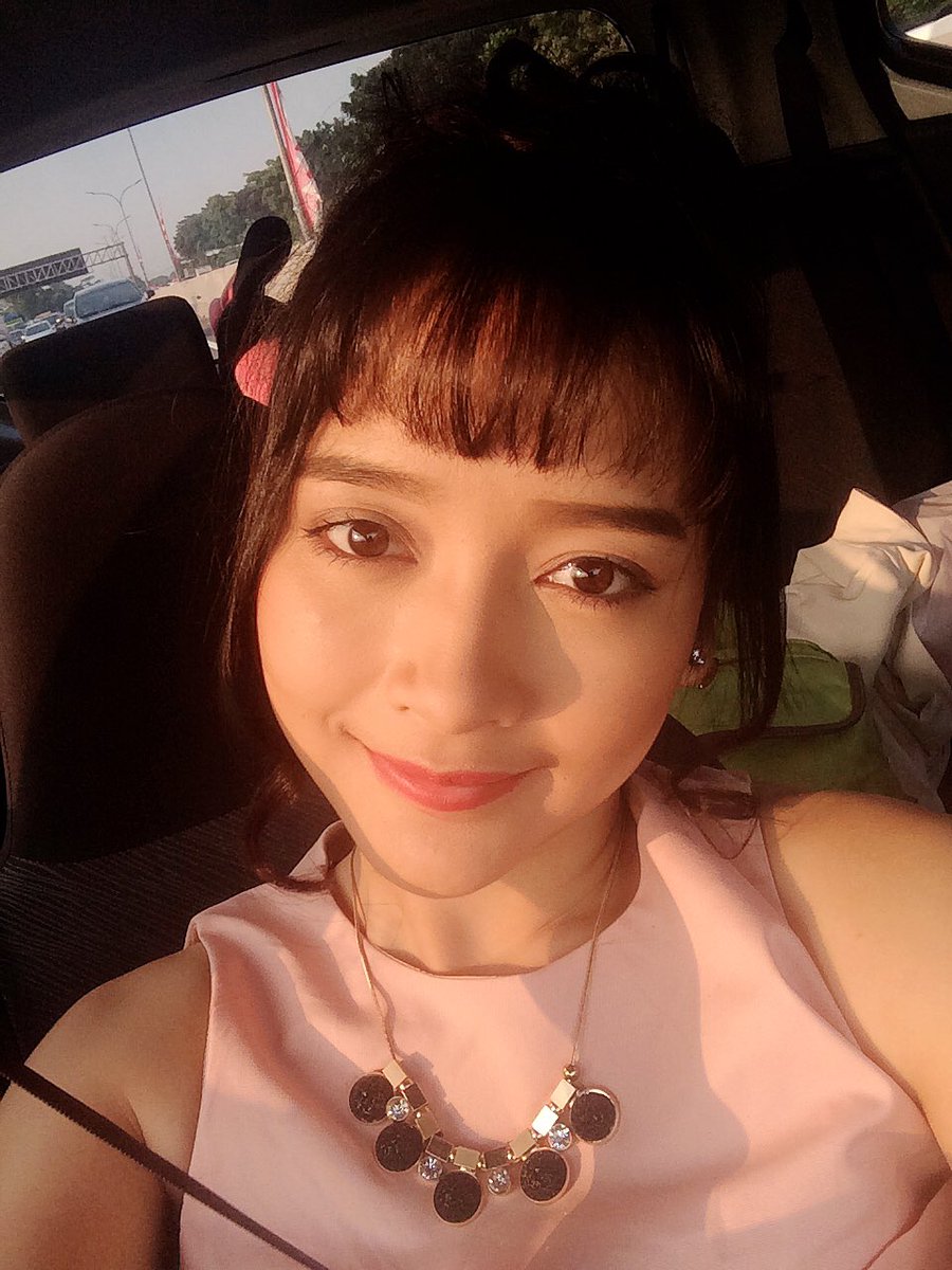 kinalkinal's tweet photo. poni gaul se jkt https://t.co/ceRDFPYhDk