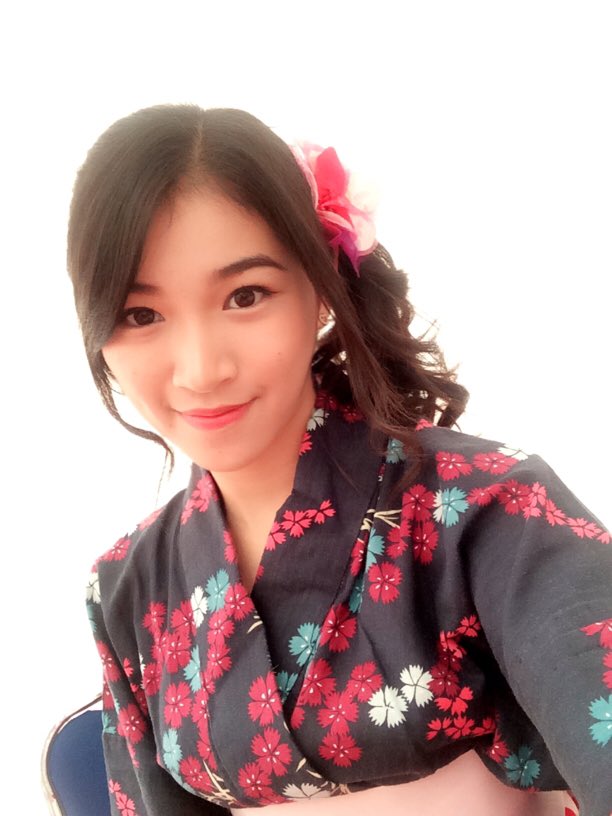 _shanindira's tweet photo. Happy #ShanDay 😆 
Foto kemarin pake yukata~ https://t.co/v5JHZtN7oD