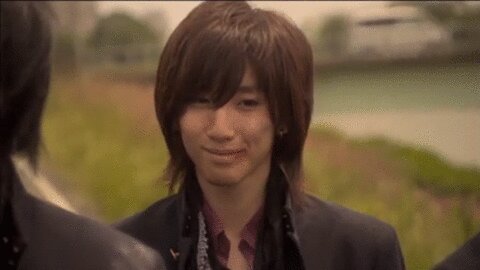 tK___l2O3's tweet photo. @il  #私はこれで自担に落ちました 
全くTVを見る時間がなかった頃朝のニュースか夜かは覚えてないんだけど一瞬バカレア高校の宣伝VTRが流たの。その時の大我さんの目に惹かれました。尊敬の念の方が大きいですね💭いつか叶いますように https://t.co/aNFZo1AmzU