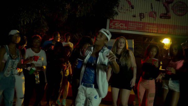 Nation_Live_'s tweet photo. https://t.co/TJFXPVSWn1 @GeneralDegree HAVE FUN PAWTY #MusicVideo #LocoLDN #REGGAEMUSIC #ReggaeReggaeSunday https://t.co/YVJZMy9LJW
