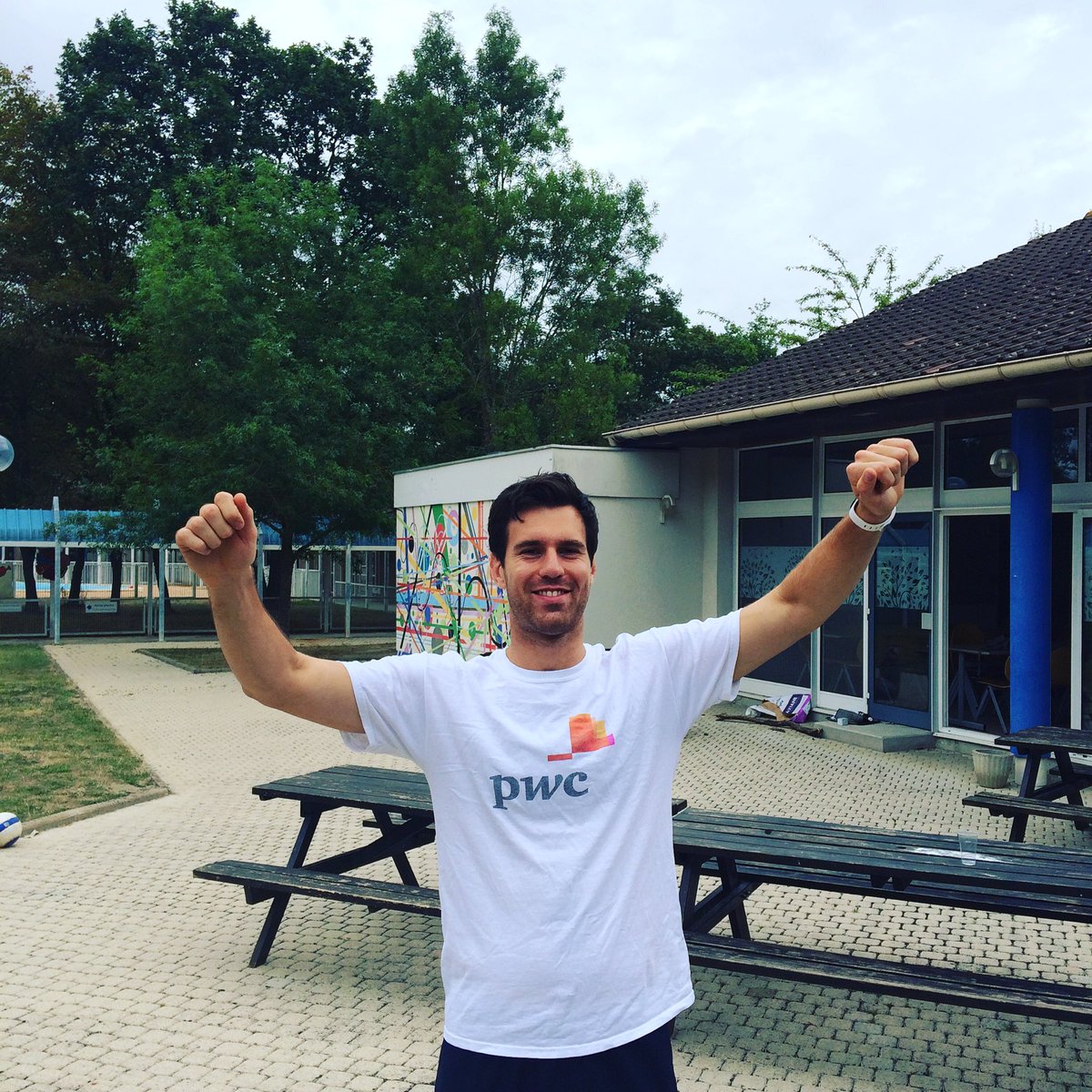 pwcdo's tweet photo. #pwc #pwcdo #neverstop #morningrace #sport #iot https://t.co/viyhb6OBcB