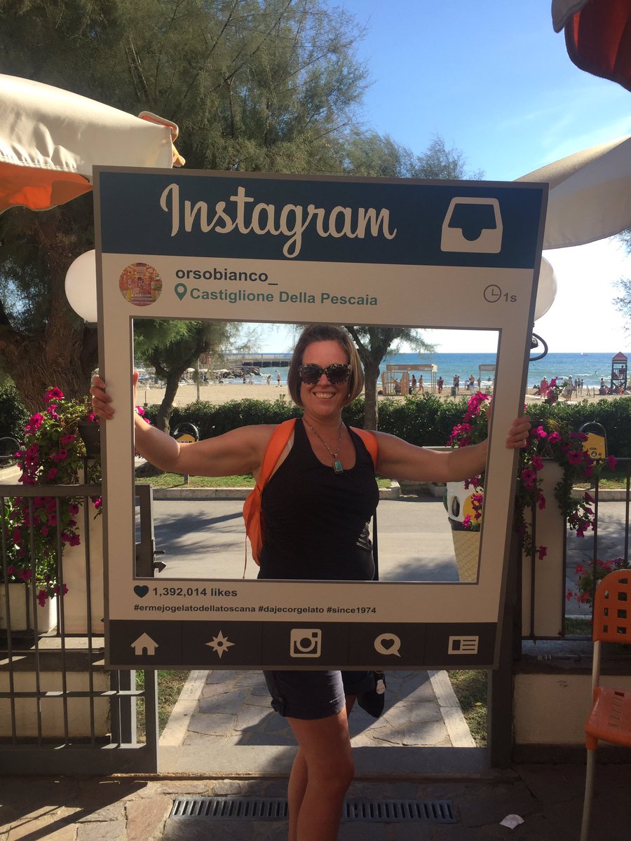 JessycaLewis's tweet photo. Paying it forward to @equalman for being a friend, social media mentor and lovely man! @instagram https://t.co/1aQu3WGGi2