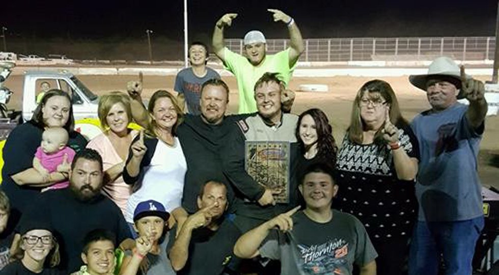 Curry Captures Mod Win as Fronsman &amp; Madrid Split Stock Car Shootout Opening Night Honors - canyonspeedwaypark.com/2016/09/curry-…