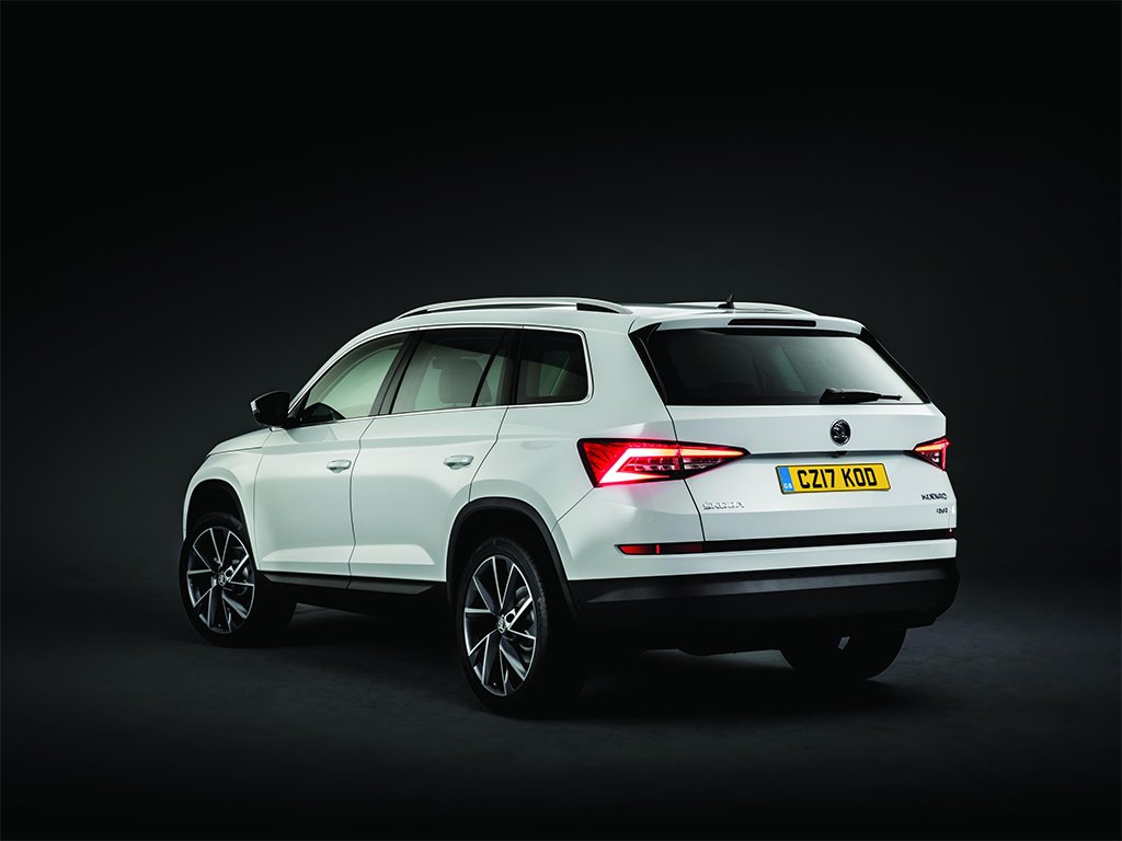 UKCarBlog's tweet image. Skoda Kodiaq: Czech Carmaker Showcases New Seven-Seat SUV - bit.ly/2cz6dmw  @SKODAUK #CarNews #Skoda