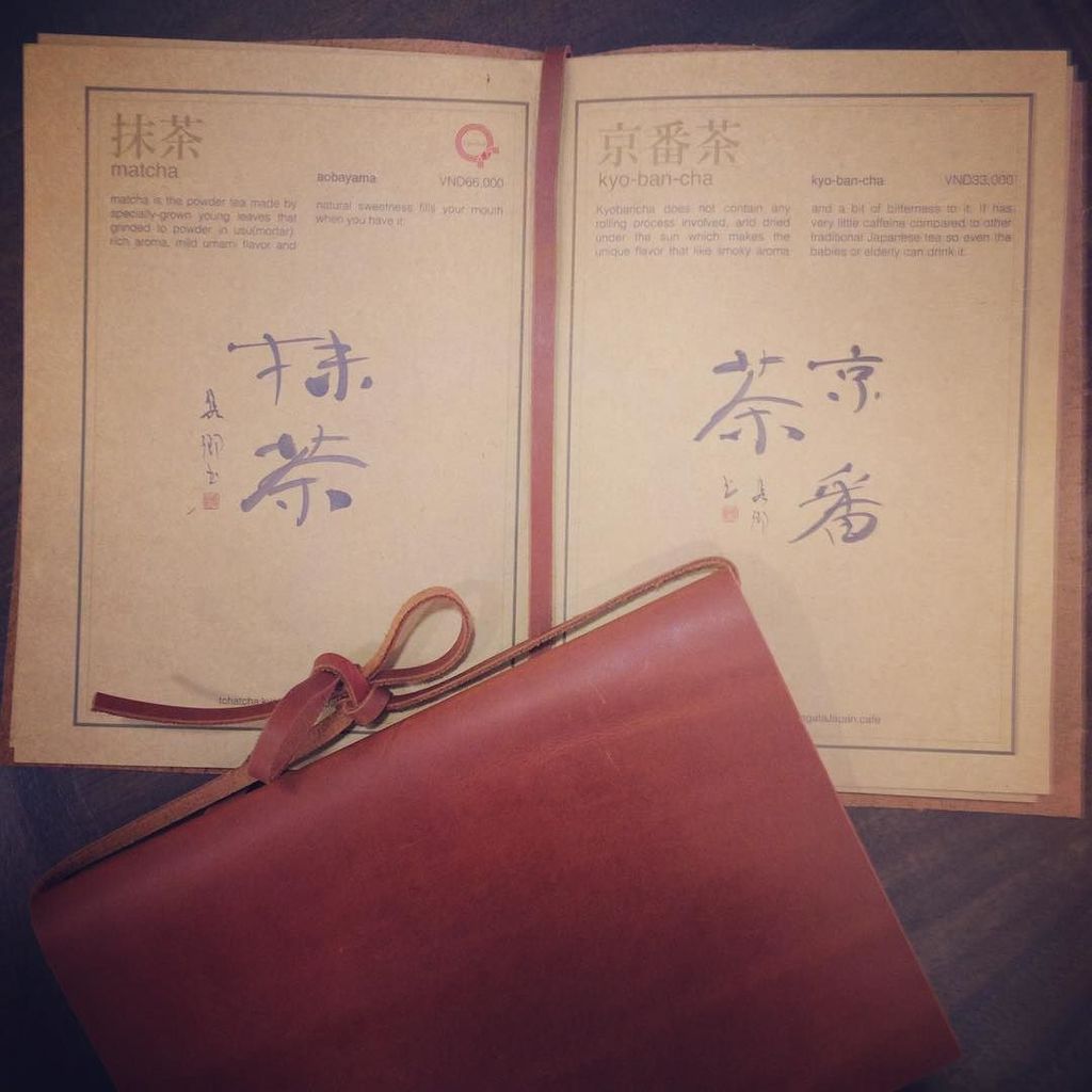 agatajapan_cafe's tweet image. New tea menu book!Now &quot;dorayaki&quot; comes together with tea menu!!#agata #teamenu #menubook #… ift.tt/2bOtCgM